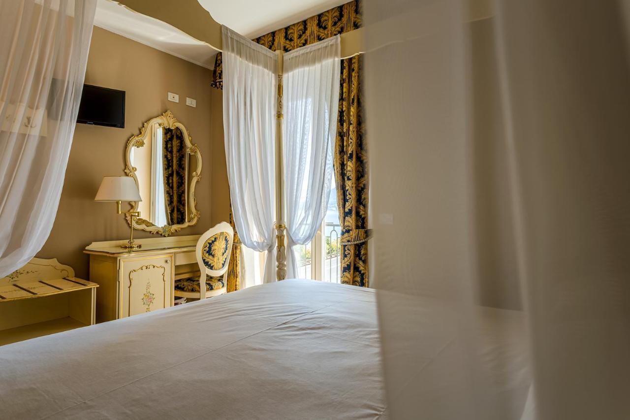 Hotel Garni Villa Hadeel Cadenabbia Екстериор снимка