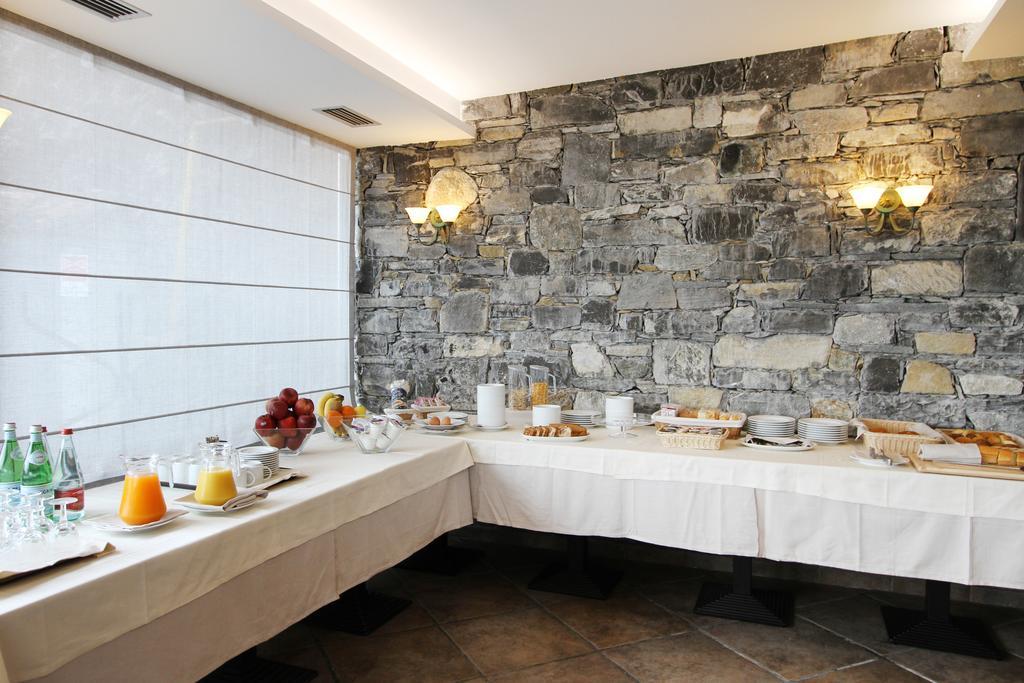 Hotel Garni Villa Hadeel Cadenabbia Екстериор снимка